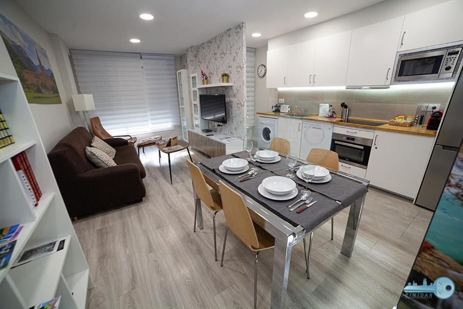 Apartment Muy Centrico Y Diseno Moderno 7' Laurel Vivienda De Uso Turistico Logrono Exterior photo